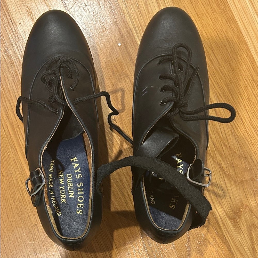 Fays super flexi Irish dance hard shoes size 4 (Irish) to fit ladies 5.5-6 US
